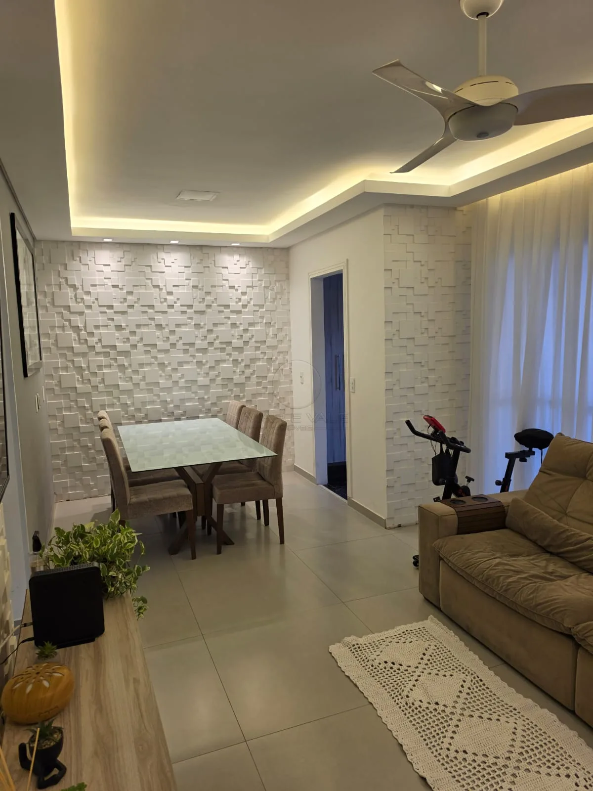 Alugar Casa / Condom&iacute;nio em S&atilde;o Jos&eacute; dos Campos R$ 3.590,00 - Foto 11
