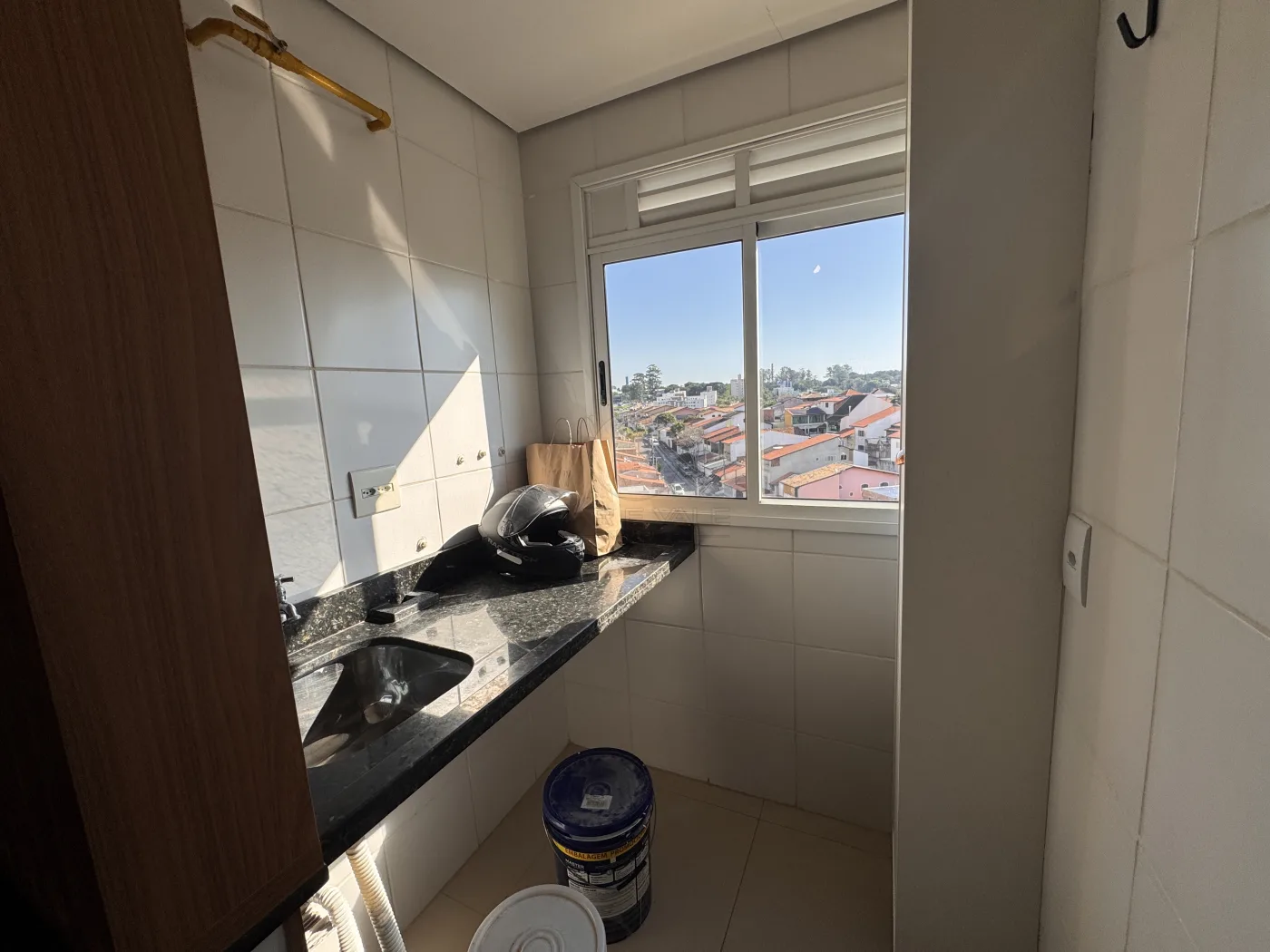 Alugar Apartamento / Padr&atilde;o em S&atilde;o Jos&eacute; dos Campos R$ 2.667,00 - Foto 14