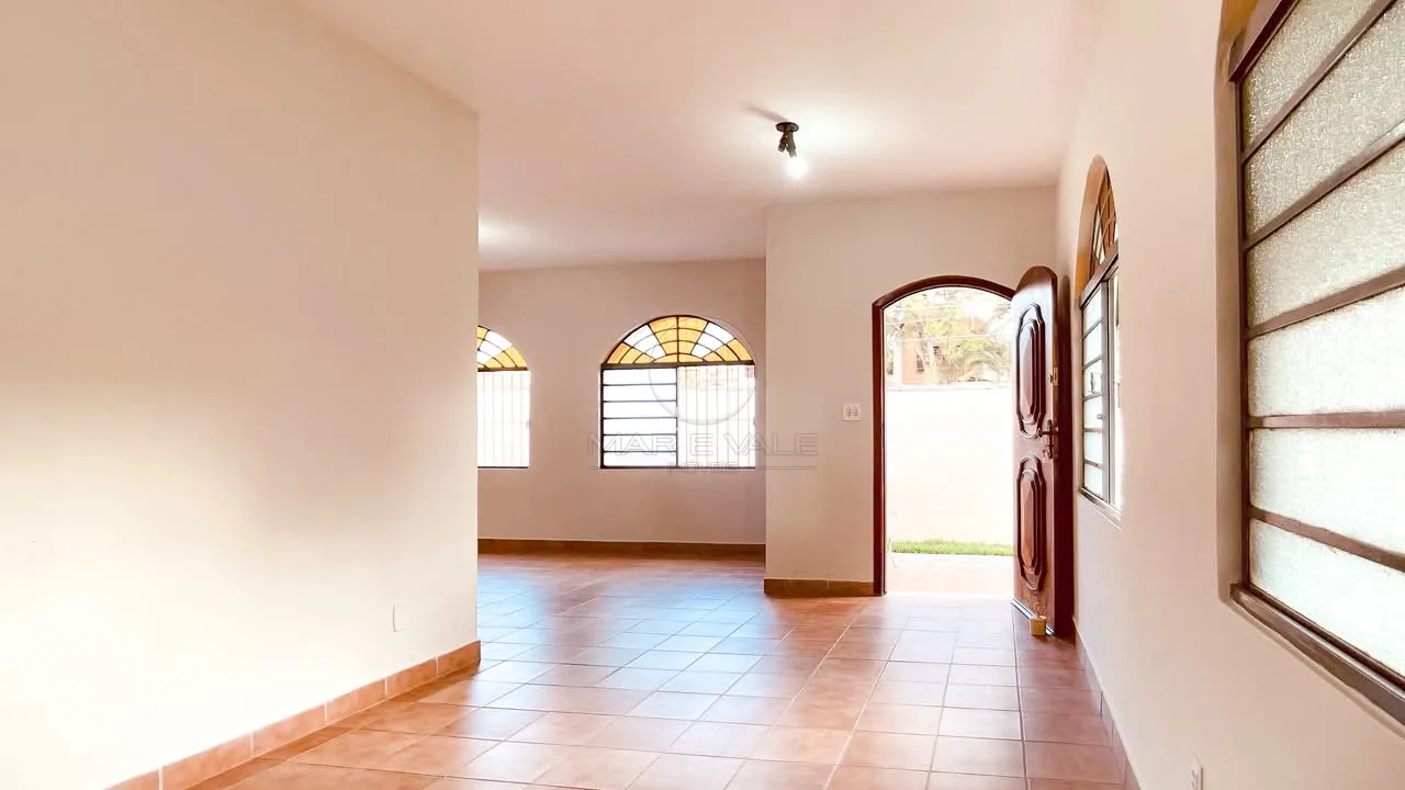 Alugar Casa / Padr&atilde;o em S&atilde;o Jos&eacute; dos Campos R$ 8.500,00 - Foto 19