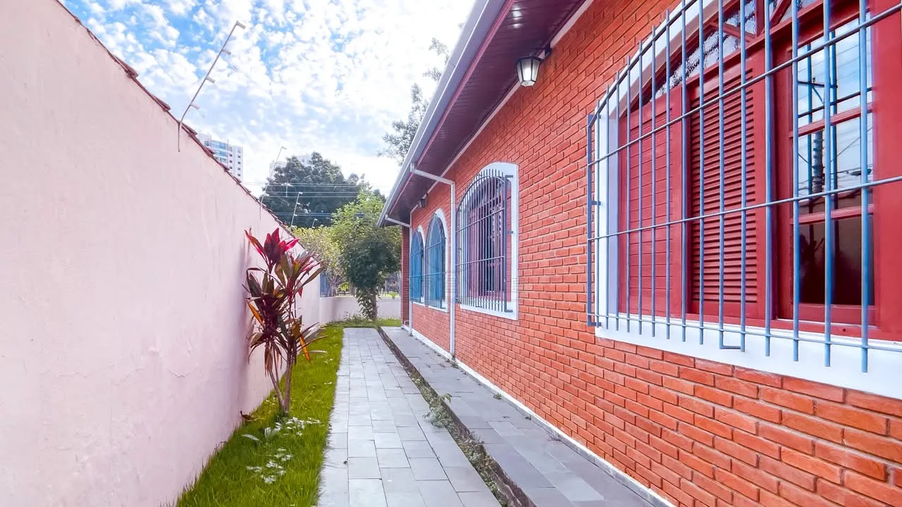 Alugar Casa / Padr&atilde;o em S&atilde;o Jos&eacute; dos Campos R$ 8.500,00 - Foto 42