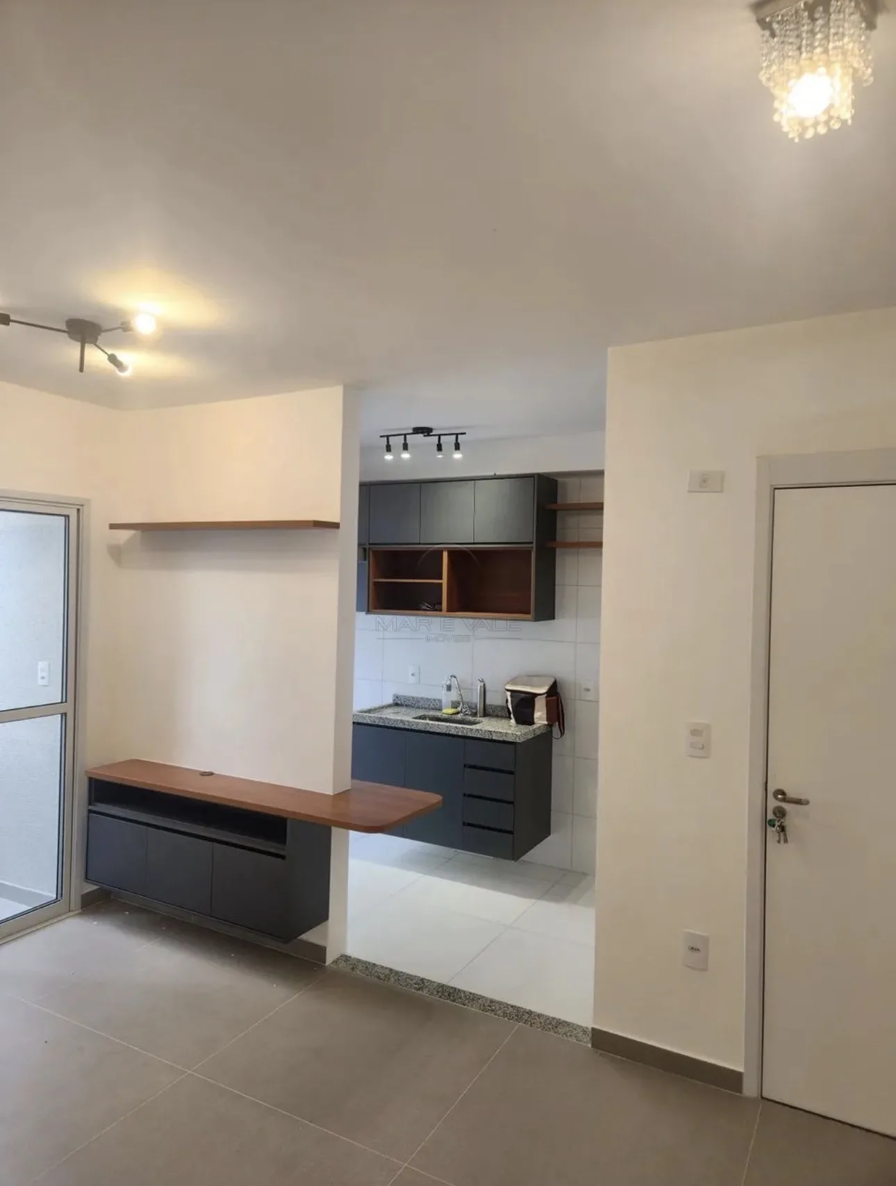 Alugar Apartamento / Padr&atilde;o em S&atilde;o Jos&eacute; dos Campos R$ 2.778,00 - Foto 1