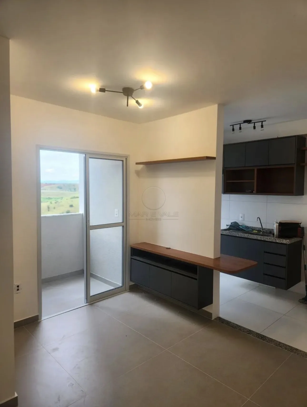 Alugar Apartamento / Padr&atilde;o em S&atilde;o Jos&eacute; dos Campos R$ 2.778,00 - Foto 4