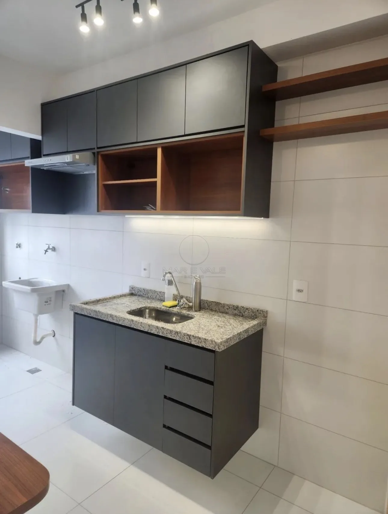 Alugar Apartamento / Padr&atilde;o em S&atilde;o Jos&eacute; dos Campos R$ 2.778,00 - Foto 5