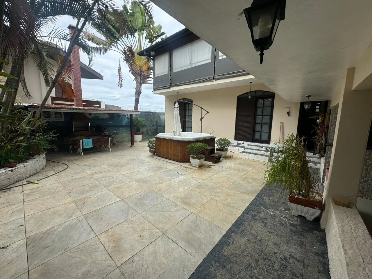 Alugar Casa / Condom&iacute;nio em Jacare&iacute; R$ 5.000,00 - Foto 1