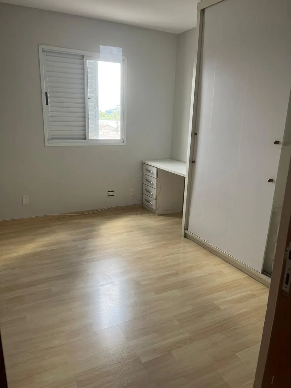 Alugar Apartamento / Padr&atilde;o em S&atilde;o Jos&eacute; dos Campos R$ 3.200,00 - Foto 2