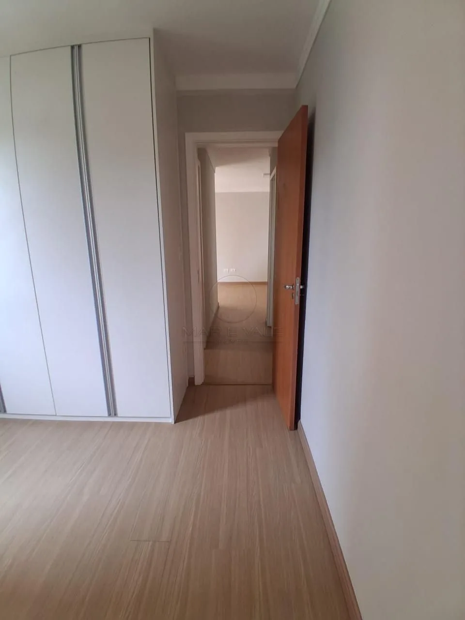Comprar Apartamento / Padr&atilde;o em S&atilde;o Jos&eacute; dos Campos R$ 440.000,00 - Foto 2