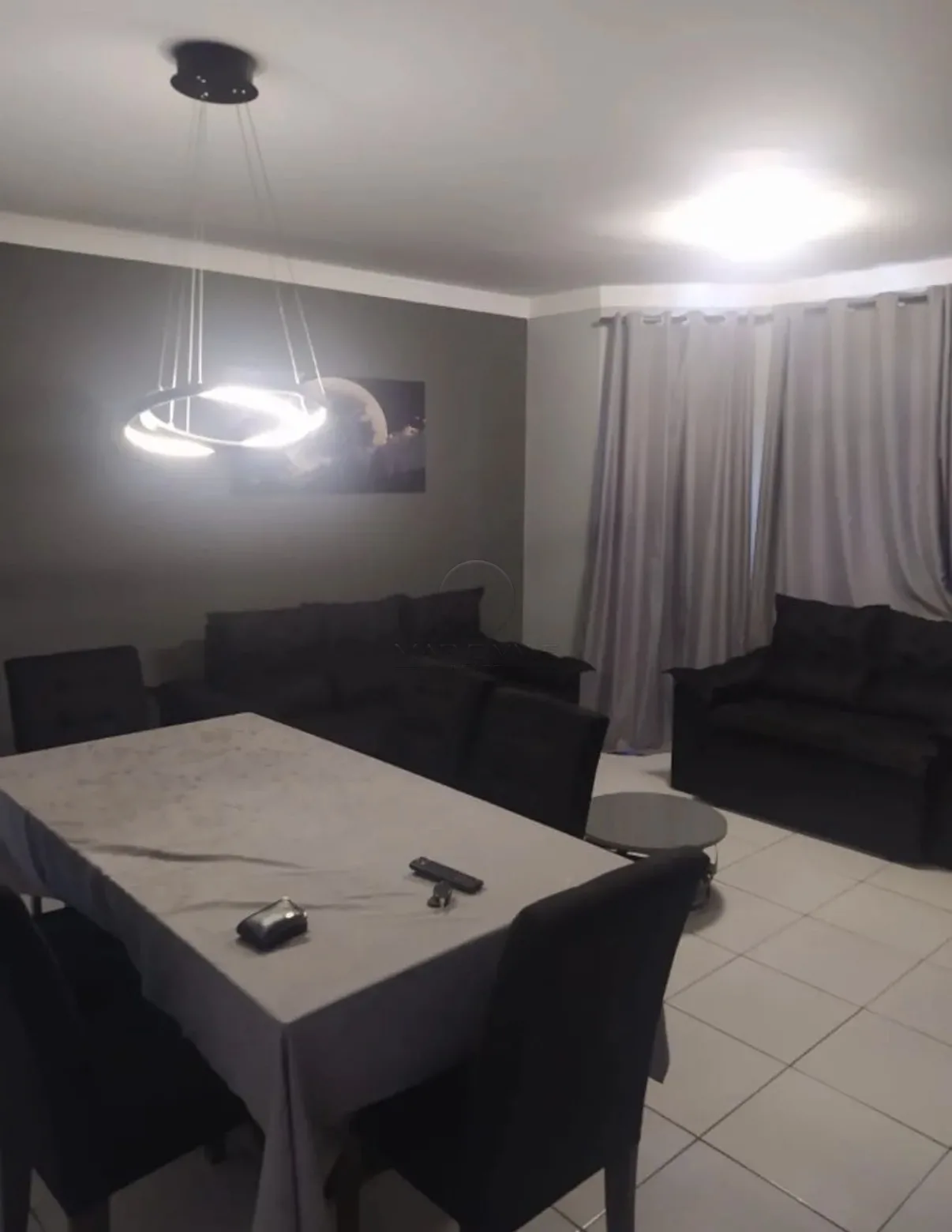 Alugar Apartamento / Padr&atilde;o em S&atilde;o Jos&eacute; dos Campos R$ 2.500,00 - Foto 1