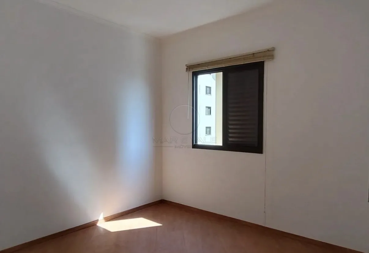 Alugar Apartamento / Padr&atilde;o em S&atilde;o Jos&eacute; dos Campos R$ 3.800,00 - Foto 4