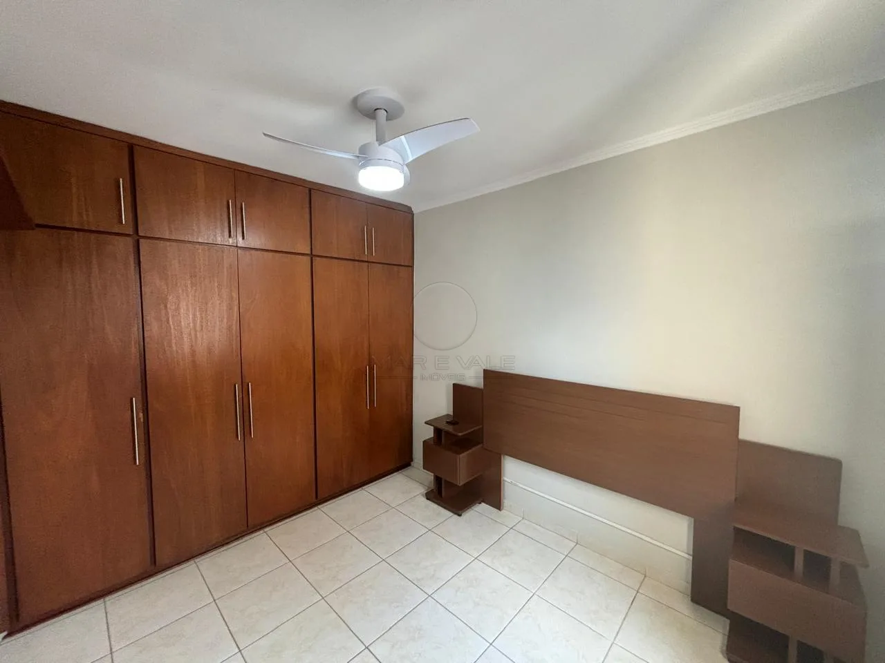 Alugar Apartamento / Padr&atilde;o em S&atilde;o Jos&eacute; dos Campos R$ 4.390,00 - Foto 7