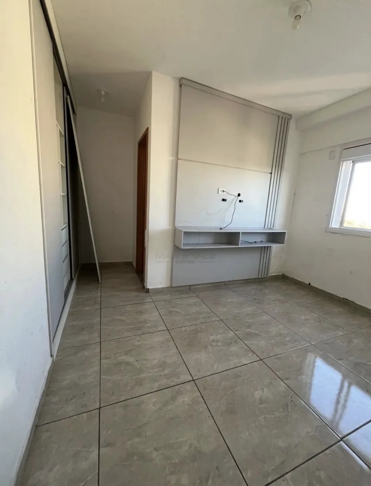Alugar Apartamento / Padr&atilde;o em S&atilde;o Jos&eacute; dos Campos R$ 3.320,00 - Foto 4
