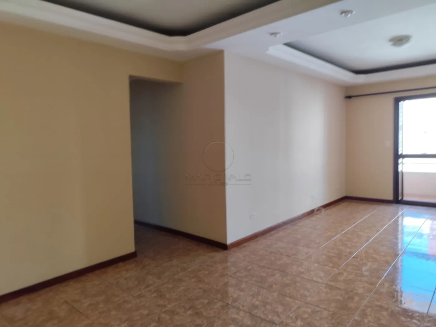 Alugar Apartamento / Padr&atilde;o em S&atilde;o Jos&eacute; dos Campos R$ 3.300,00 - Foto 4