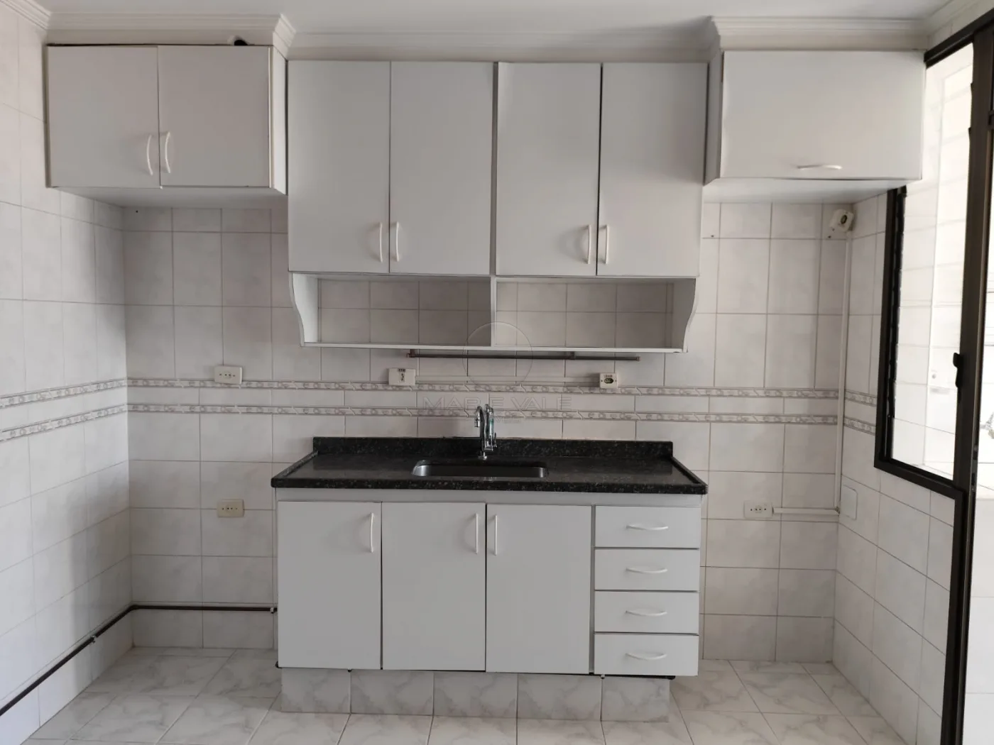 Alugar Apartamento / Padr&atilde;o em S&atilde;o Jos&eacute; dos Campos R$ 3.300,00 - Foto 7