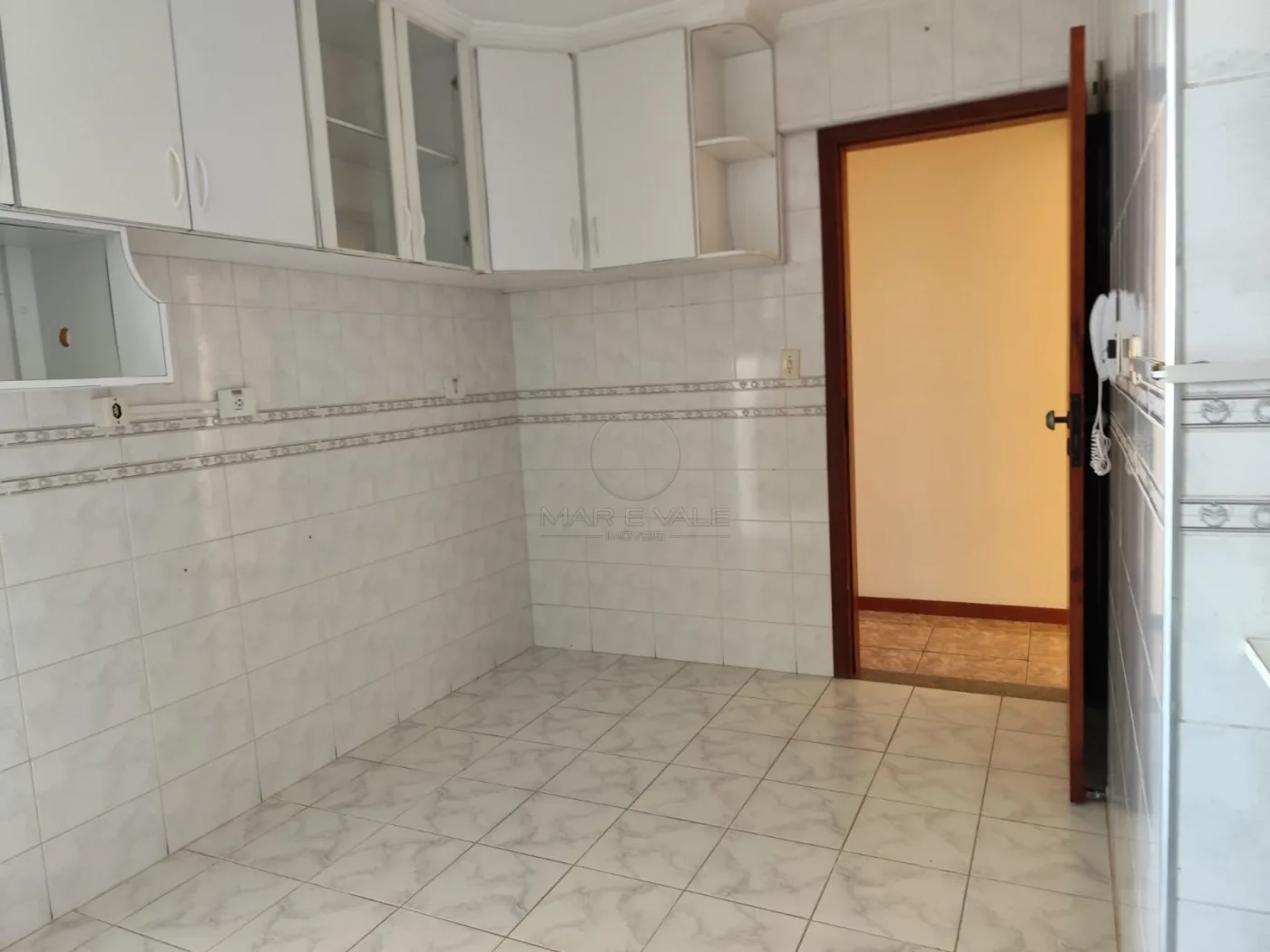 Alugar Apartamento / Padr&atilde;o em S&atilde;o Jos&eacute; dos Campos R$ 3.300,00 - Foto 8