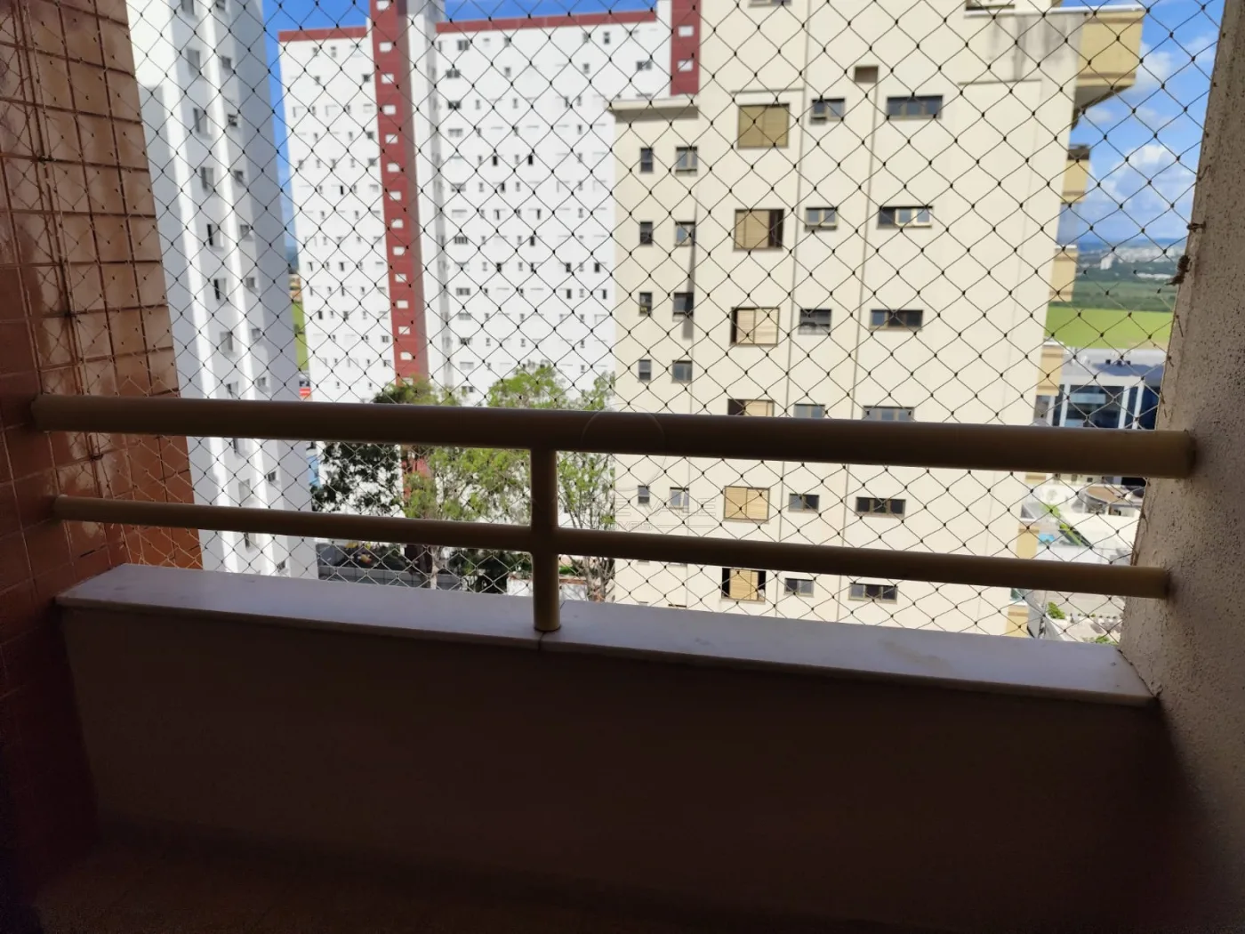 Alugar Apartamento / Padr&atilde;o em S&atilde;o Jos&eacute; dos Campos R$ 3.300,00 - Foto 13