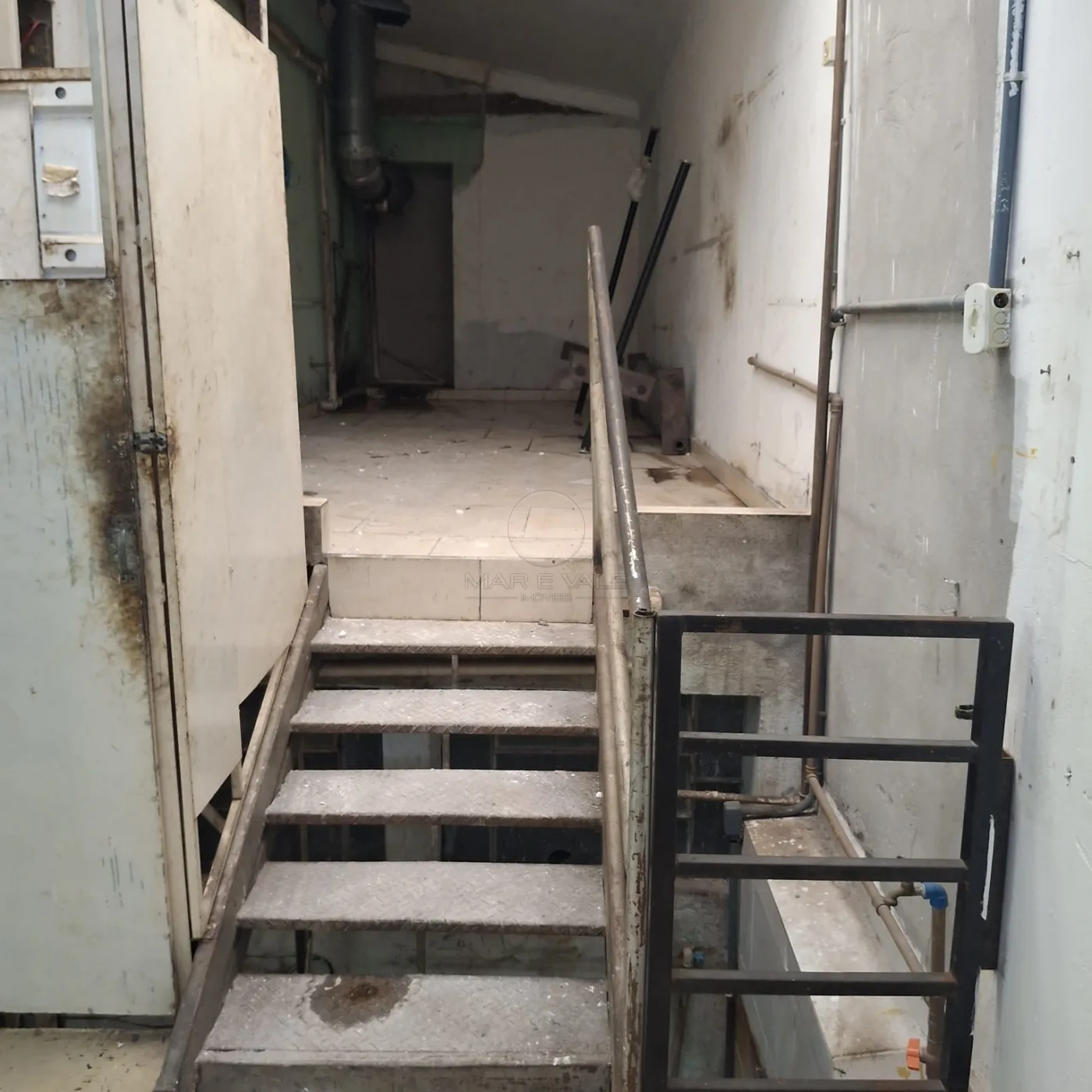 Alugar Comercial / Pr&eacute;dio em S&atilde;o Jos&eacute; dos Campos R$ 11.333,33 - Foto 9