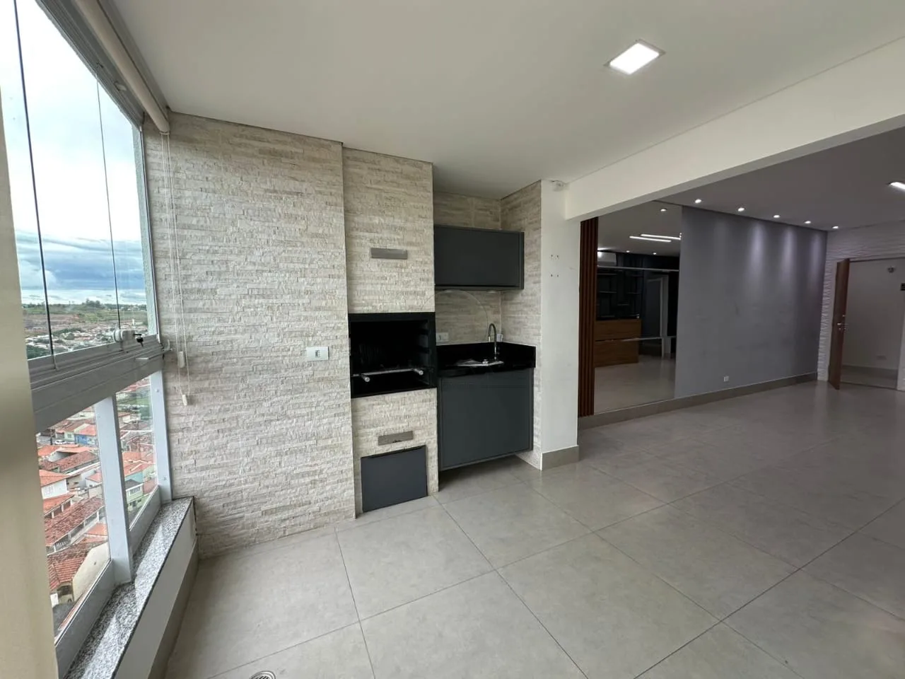 Comprar Apartamento / Padr&atilde;o em Jacare&iacute; R$ 745.000,00 - Foto 4