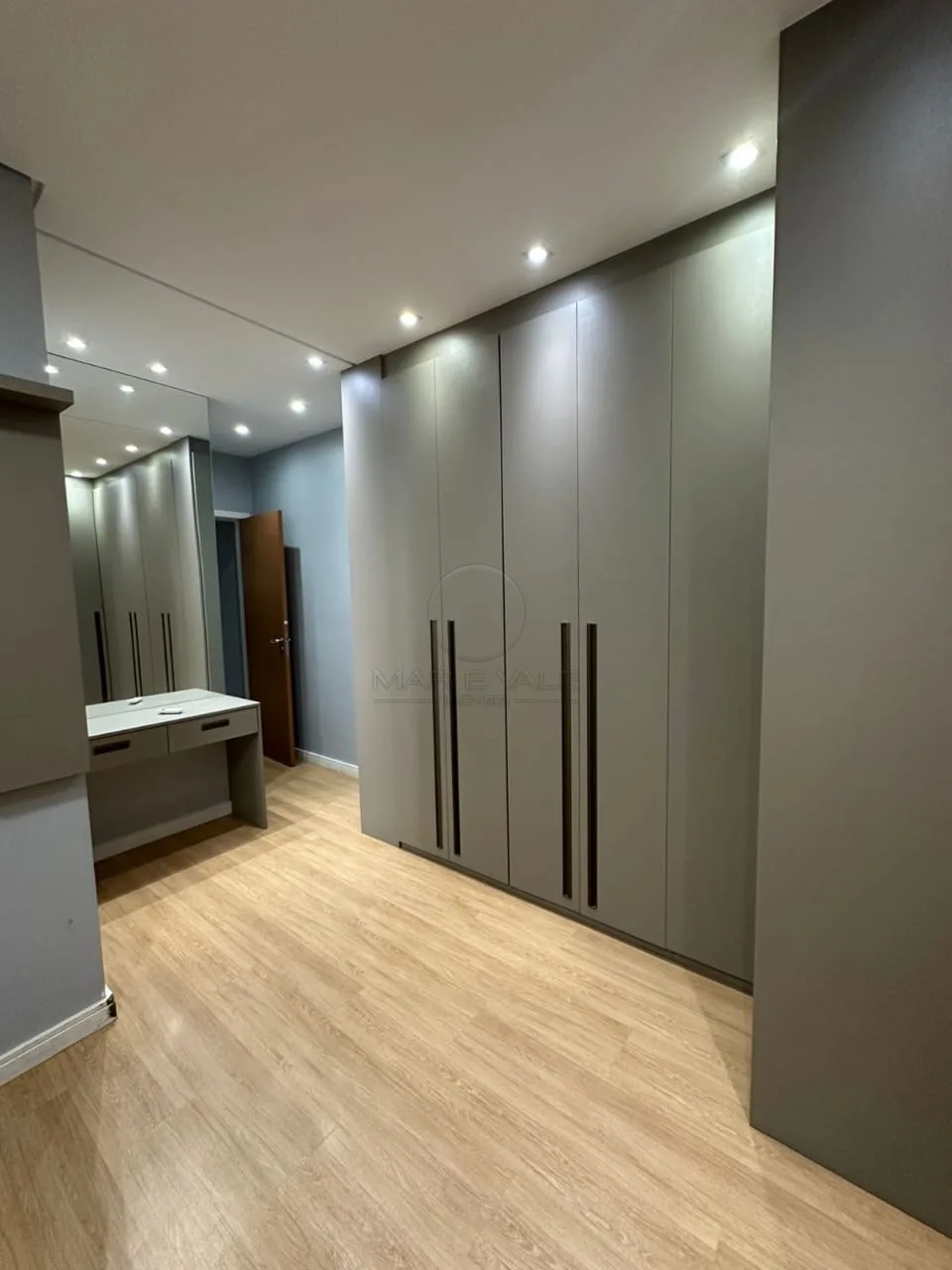 Comprar Apartamento / Padr&atilde;o em Jacare&iacute; R$ 745.000,00 - Foto 5