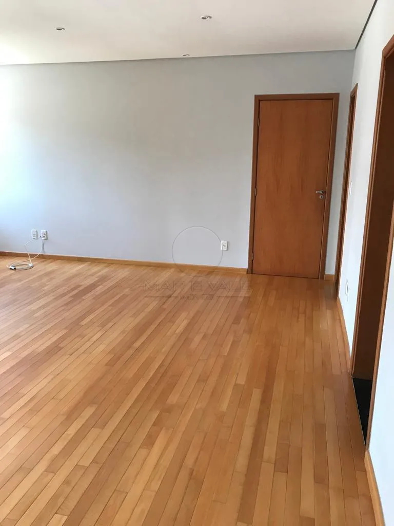 Alugar Apartamento / Padr&atilde;o em S&atilde;o Jos&eacute; dos Campos R$ 5.600,00 - Foto 3