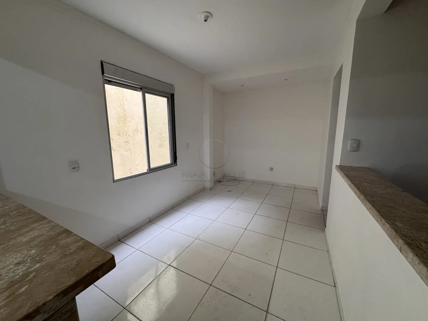 Alugar Casa / Sobrado em S&atilde;o Jos&eacute; dos Campos R$ 2.100,00 - Foto 9