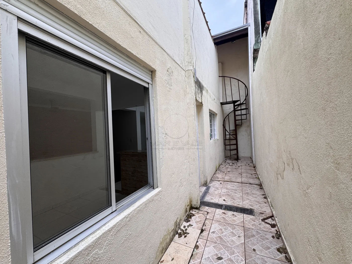 Alugar Casa / Sobrado em S&atilde;o Jos&eacute; dos Campos R$ 2.100,00 - Foto 21