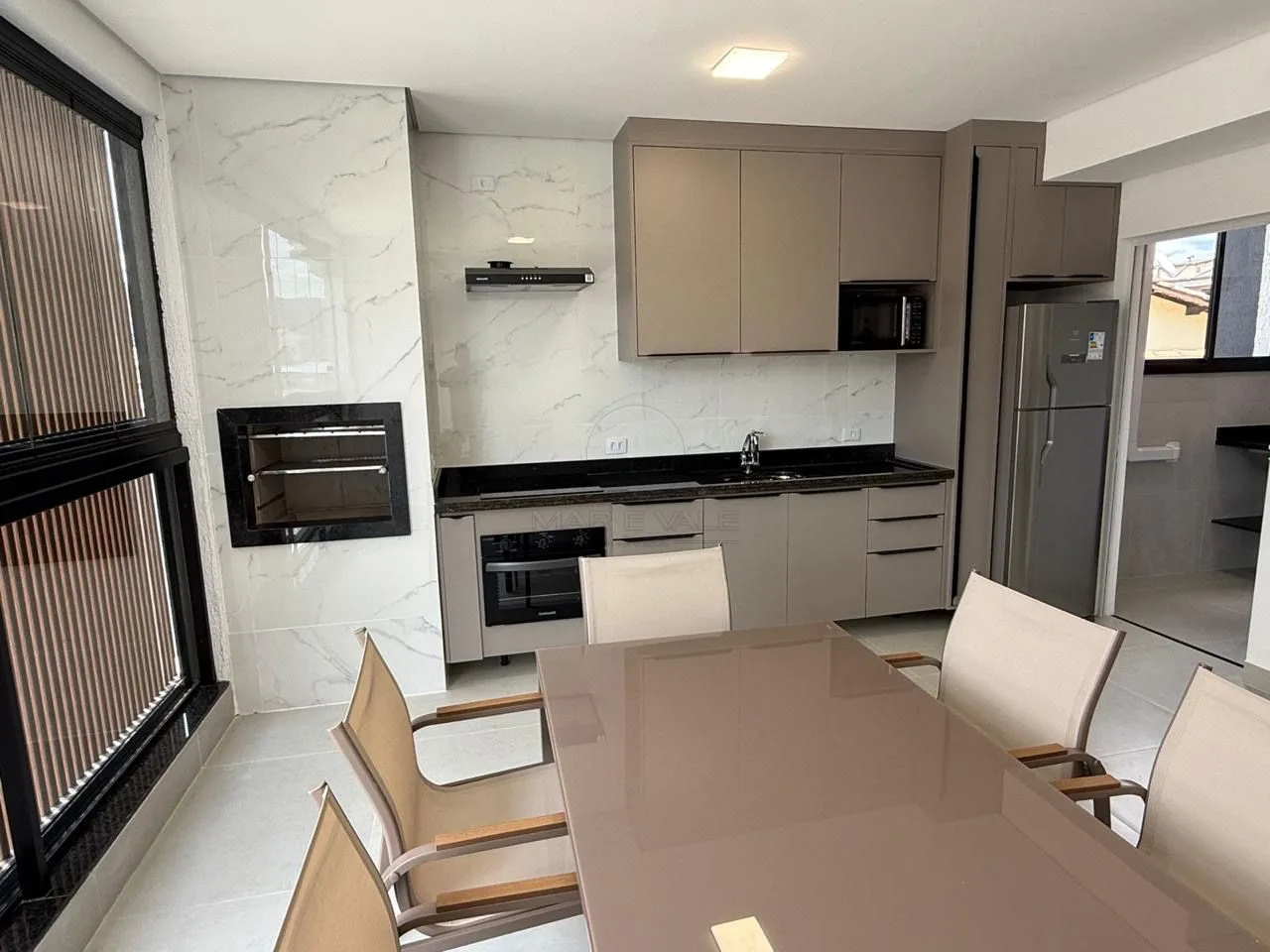 Alugar Apartamento / Padr&atilde;o em Caraguatatuba R$ 3.700,00 - Foto 6