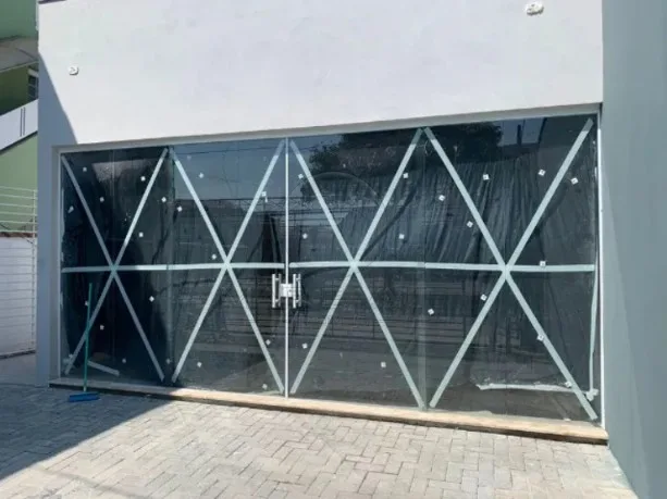 Comprar Comercial / Ponto Comercial em S&atilde;o Jos&eacute; dos Campos R$ 640.000,00 - Foto 1