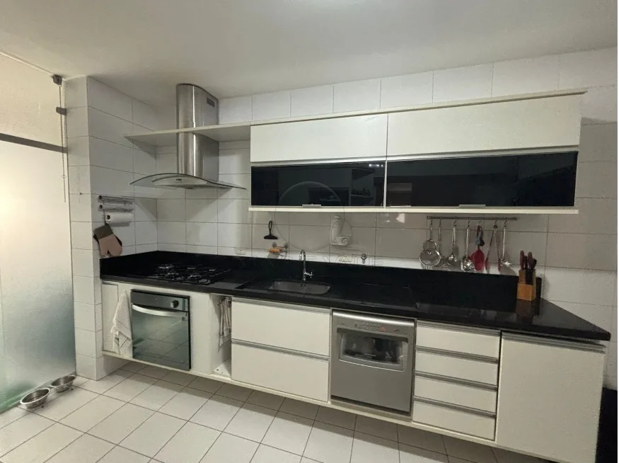 Comprar Apartamento / Padr&atilde;o em S&atilde;o Jos&eacute; dos Campos R$ 1.290.000,00 - Foto 12