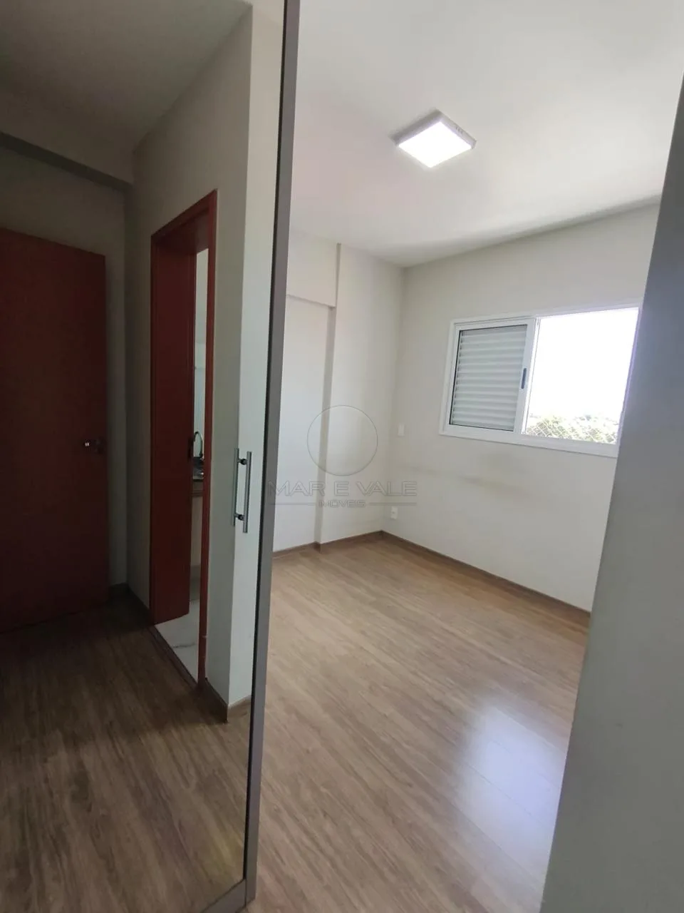 Alugar Apartamento / Padr&atilde;o em S&atilde;o Jos&eacute; dos Campos R$ 3.900,00 - Foto 12