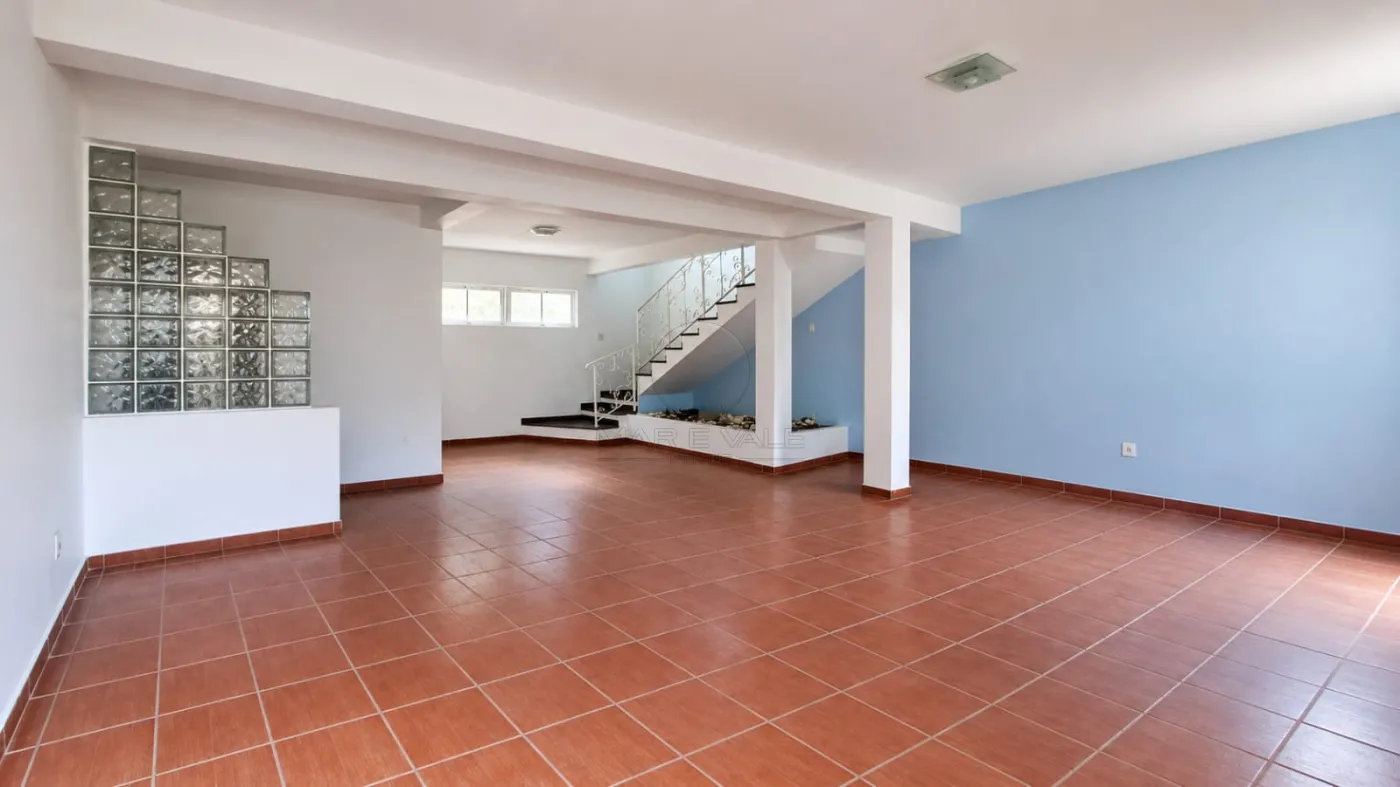 Alugar Casa / Sobrado em S&atilde;o Jos&eacute; dos Campos R$ 3.230,00 - Foto 1