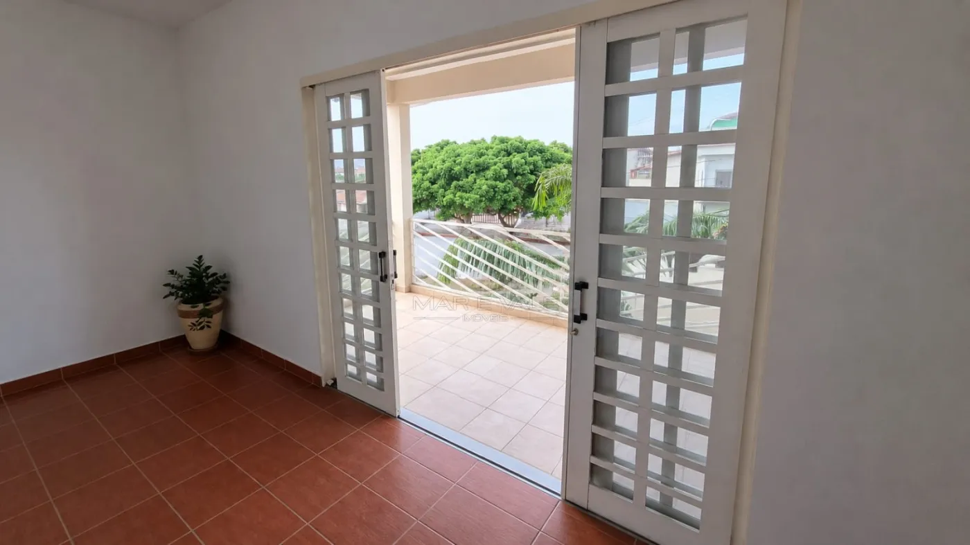 Alugar Casa / Sobrado em S&atilde;o Jos&eacute; dos Campos R$ 3.230,00 - Foto 3