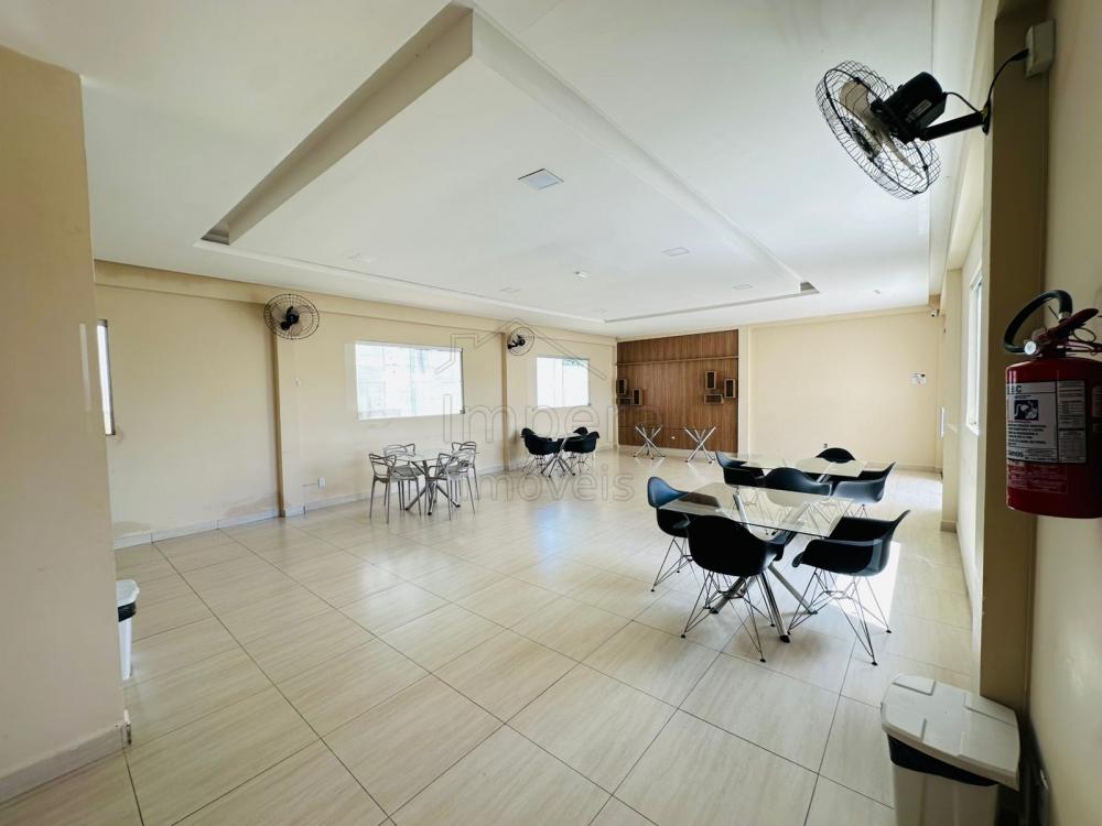 Alugar Apartamento / Padr&atilde;o em S&atilde;o Jos&eacute; dos Campos R$ 1.000,00 - Foto 28