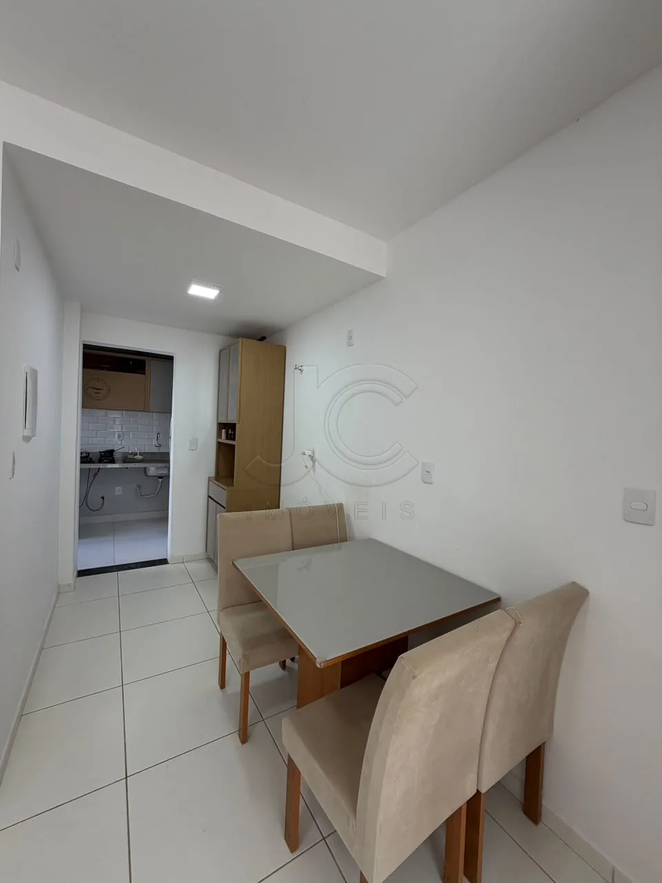Comprar Apartamento / Padr&atilde;o em Vit&oacute;ria da Conquista R$ 325.000,00 - Foto 4