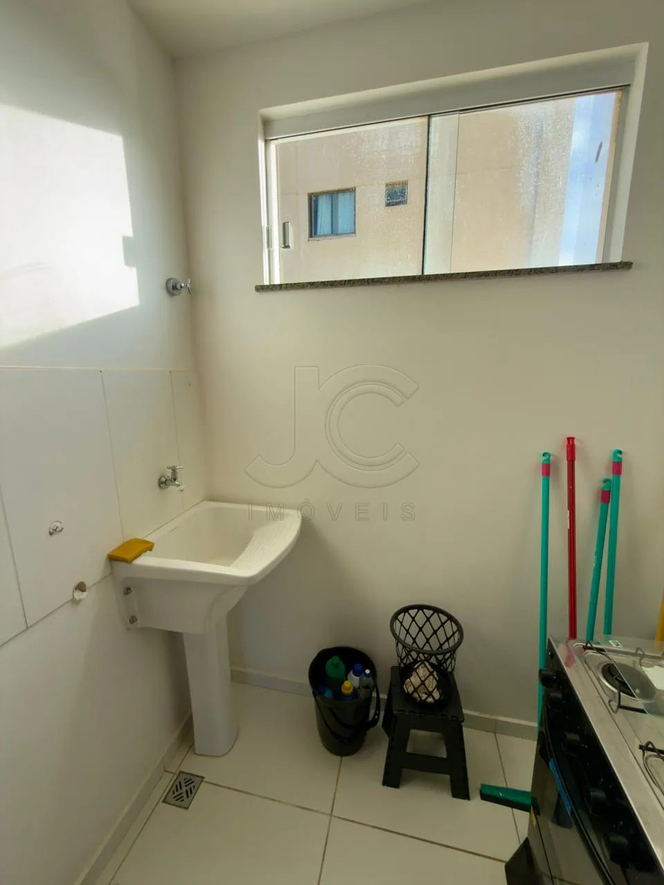 Alugar Apartamento / Padr&atilde;o em Vit&oacute;ria da Conquista R$ 1.700,00 - Foto 11