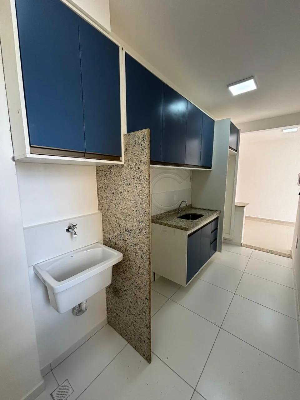 Alugar Apartamento / Padr&atilde;o em Vit&oacute;ria da Conquista R$ 1.100,00 - Foto 6