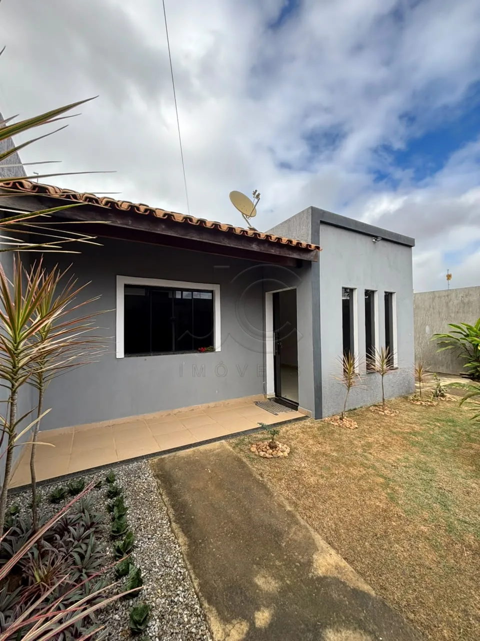 Alugar Casa / Padr&atilde;o em Vit&oacute;ria da Conquista R$ 1.600,00 - Foto 2