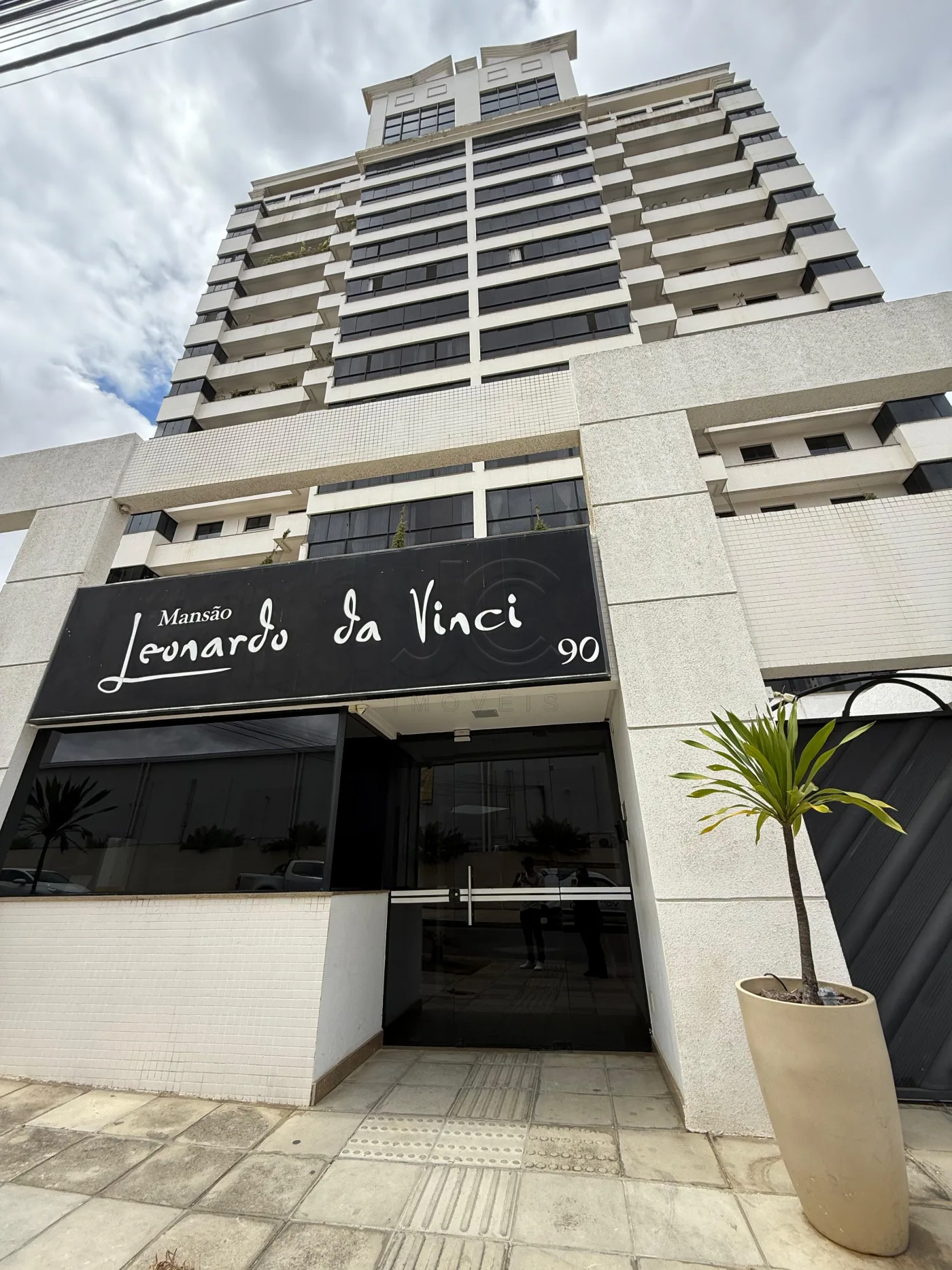 Comprar Apartamento / Padr&atilde;o em Vit&oacute;ria da Conquista R$ 1.350.000,00 - Foto 1