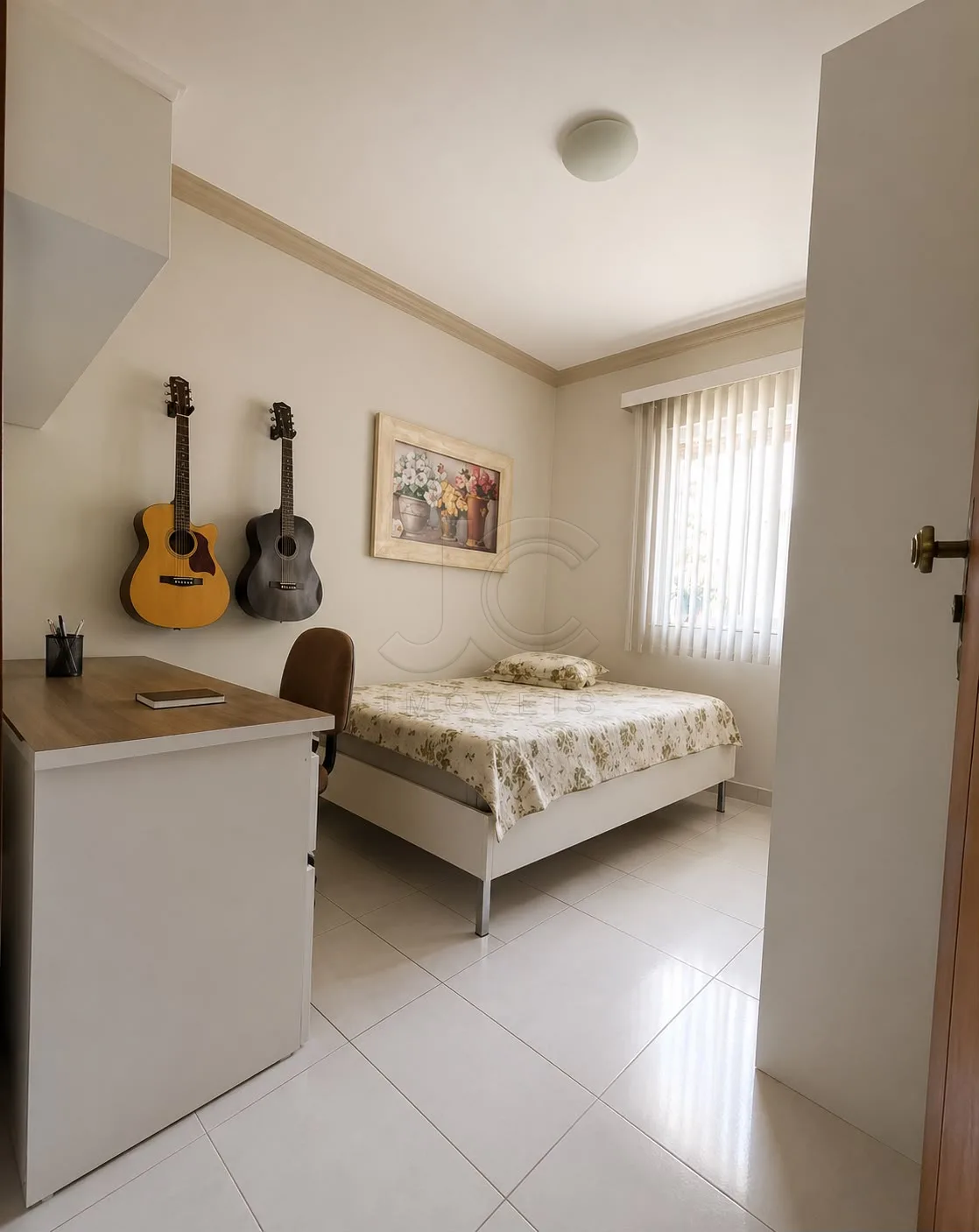 Comprar Casa / Padr&atilde;o em Vit&oacute;ria da Conquista R$ 380.000,00 - Foto 6