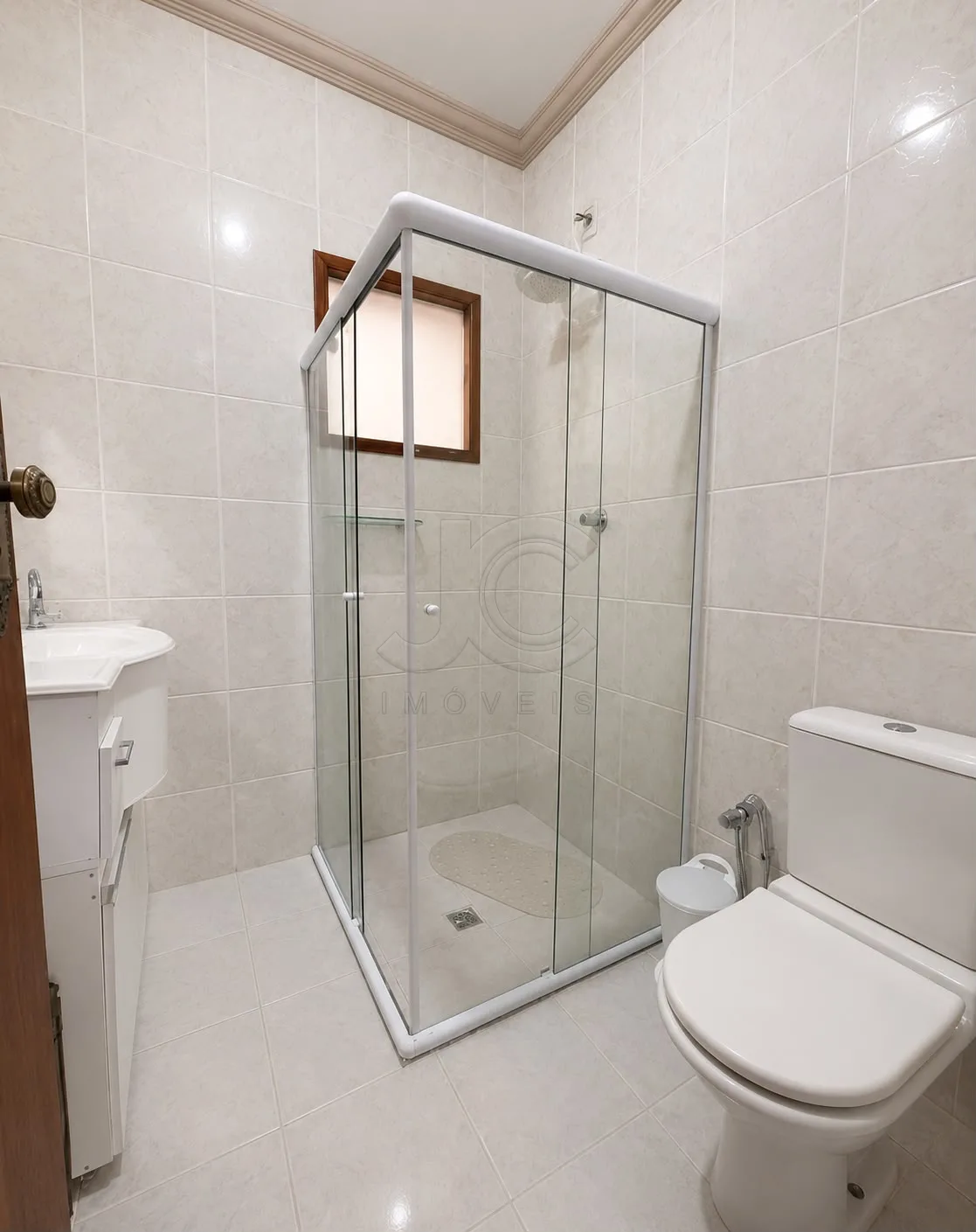 Comprar Casa / Padr&atilde;o em Vit&oacute;ria da Conquista R$ 380.000,00 - Foto 7