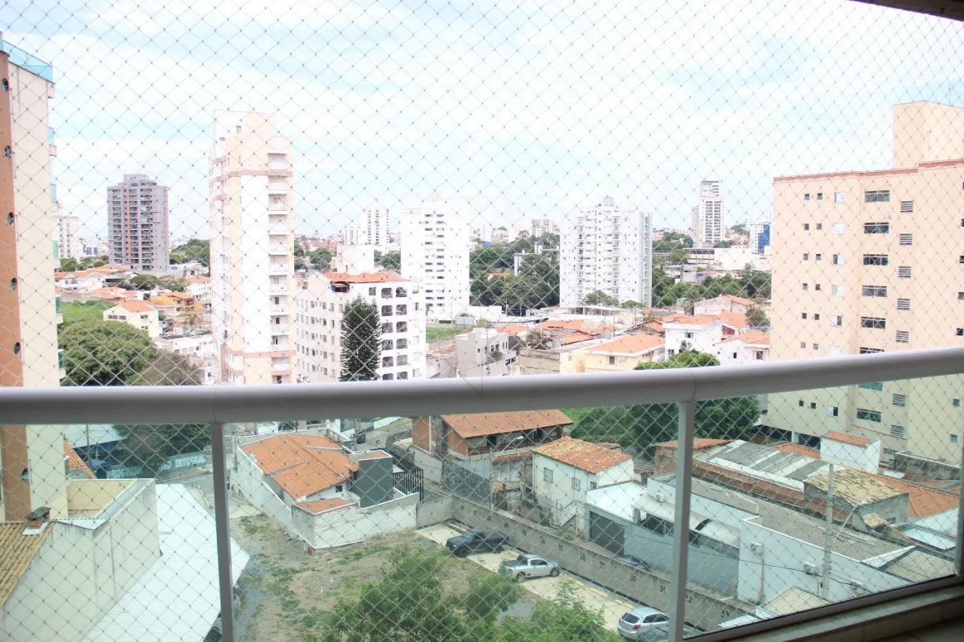 Alugar Apartamento / Padr&atilde;o em Sorocaba R$ 4.500,00 - Foto 6