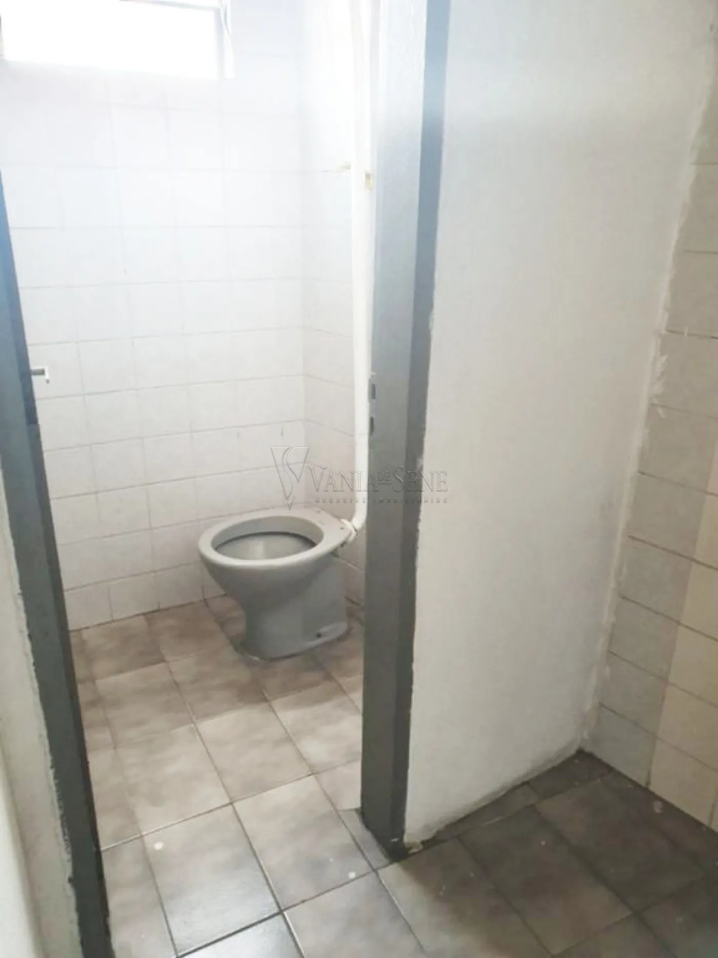 Alugar Comercial / Galp&atilde;o em S&atilde;o Jos&eacute; dos Campos R$ 4.500,00 - Foto 17