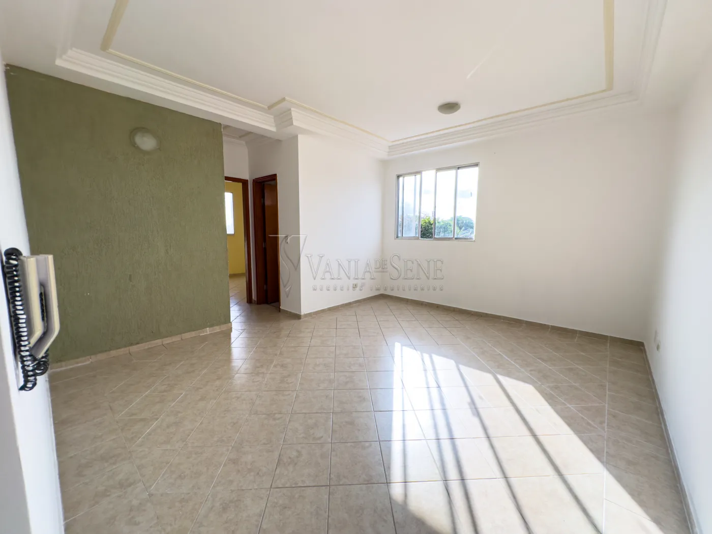 Alugar Apartamento / Padr&atilde;o em S&atilde;o Jos&eacute; dos Campos R$ 1.950,00 - Foto 2