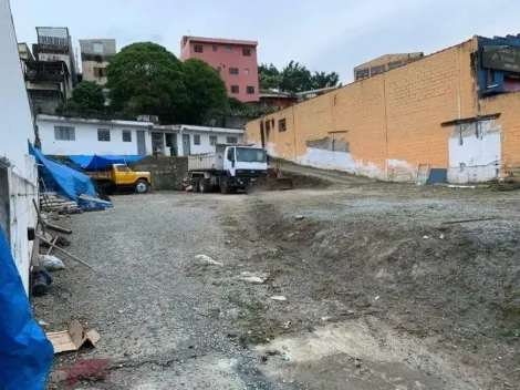 Terreno localizado no Bairro Sacadura Cabral, em Santo andr�.-