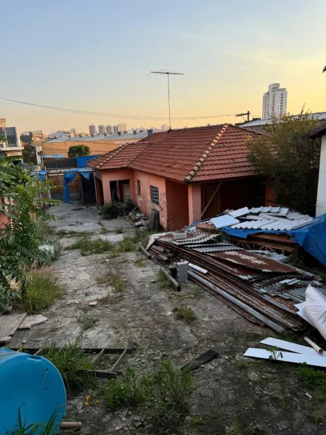 Terreno localizado no Bairro Sacadura Cabral, em Santo Andr�.-
