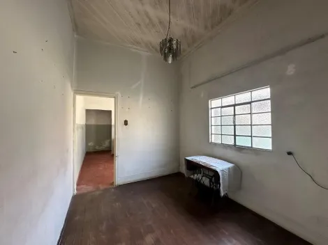 Casa com 2 dormit�rios localizado no Bairro Cer�mica, em S�o Caetano Do Sul