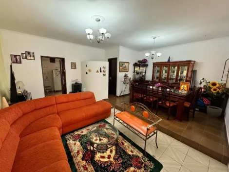 Casa com 3 dormit�rios localizado no Bairro Santo Ant�nio, em S�o Caetano Do Sul