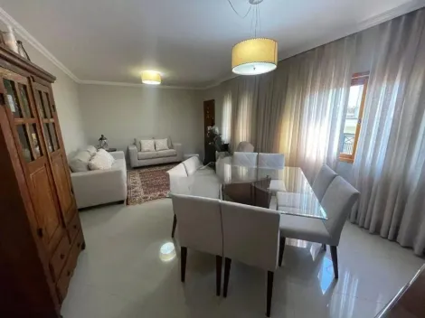 Sobrado com 4 dormit�rios localizado no Bairro Campestre, em Santo Andr�