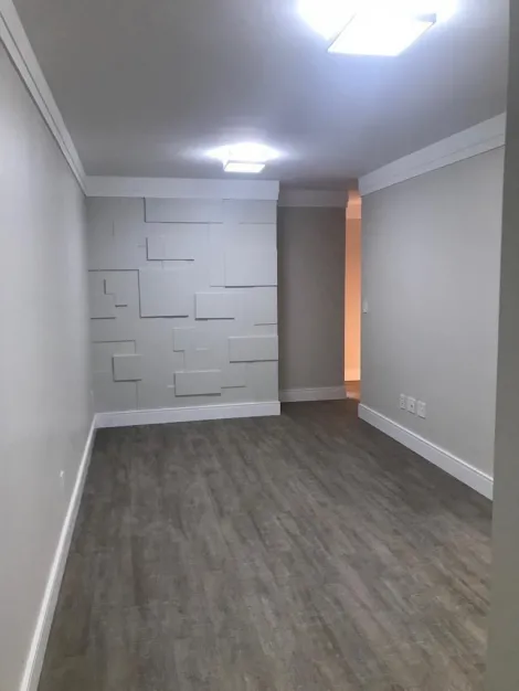 Apartamento com 3 dormit�rios localizado no bairro Vila Scarpelli, em Santo Andr�.