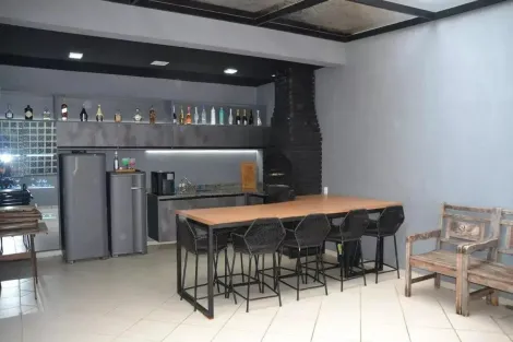 Sobrado com 4 dormit�rios localizado no Bairro Santa Maria, em S�o Caetano Do Sul.