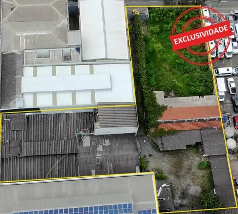 Terreno com Galp�o localizado no Bairro Centro, em S�o Caetano do Sul.