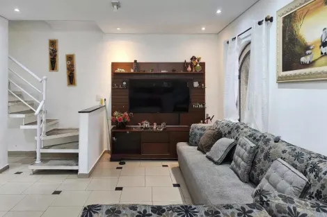 Sobrado com 3 dormit�rios localizado no Bairro Nova Gerty, em S�o Caetano Do Sul.